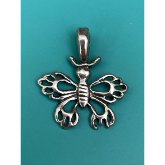 Butterfly with Bale Sterling Silver Jewelry Charm #garden - Picture 1 of 3